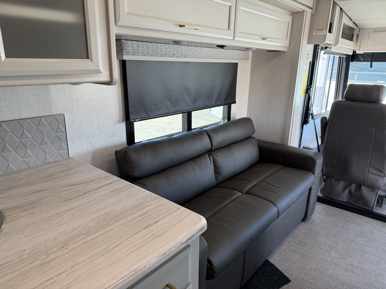 2026 Holiday Rambler Admiral 29M - Image 19