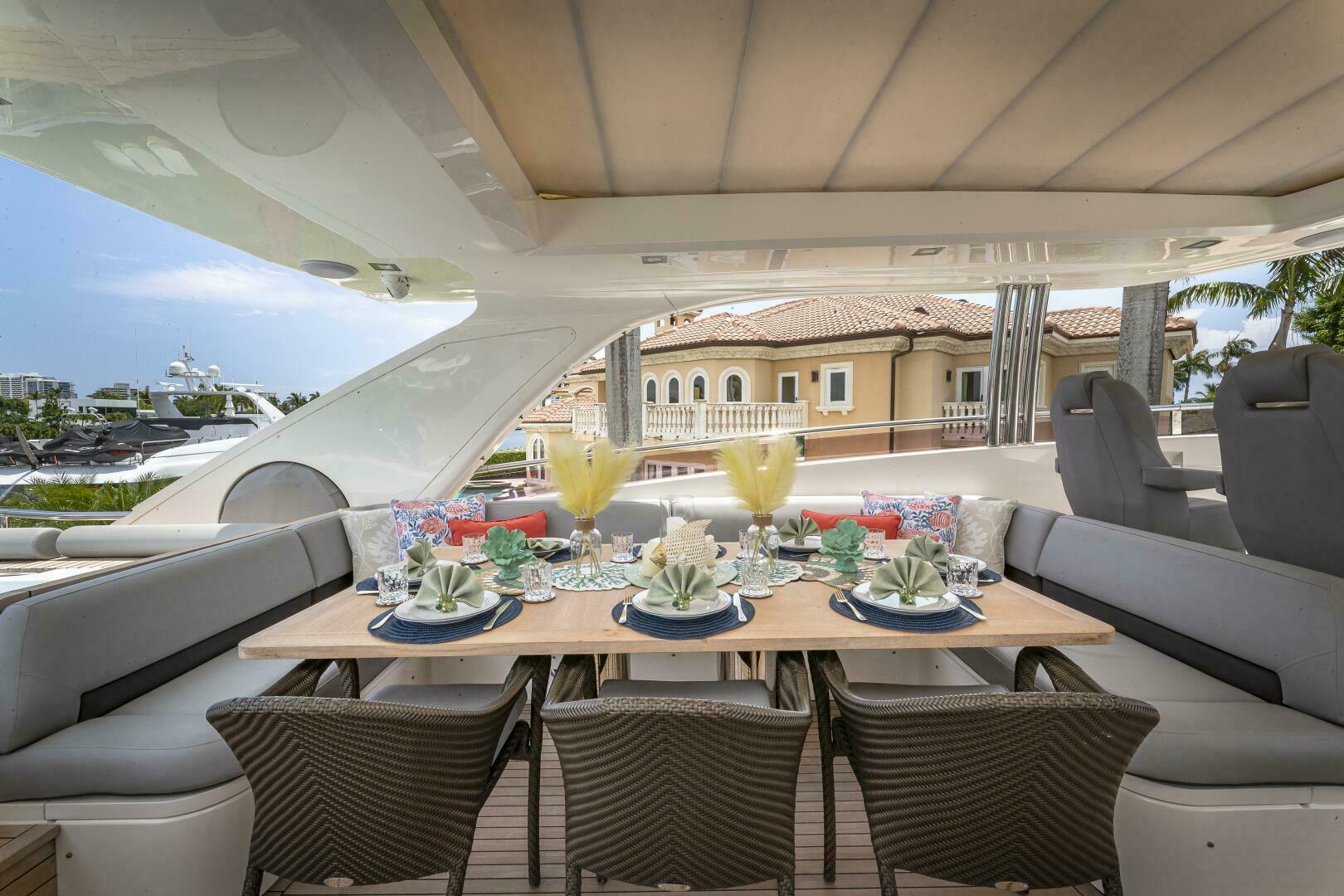2012 Princess 32M - Image 57