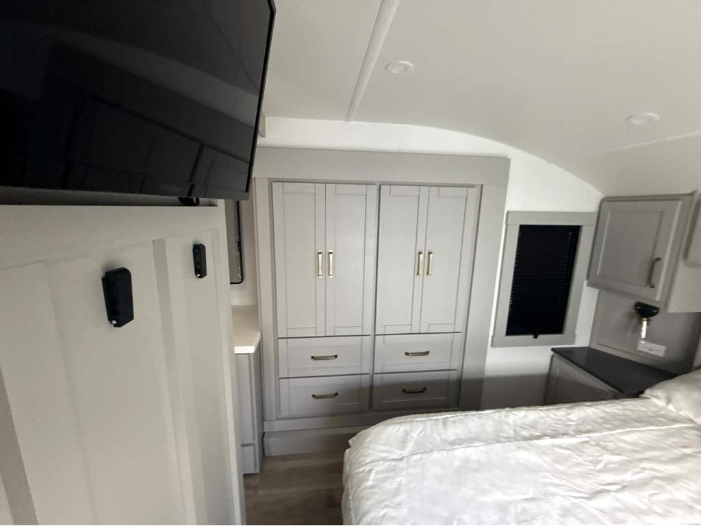 2024 BRINKLEY MODEL Z 2900 - Image 22