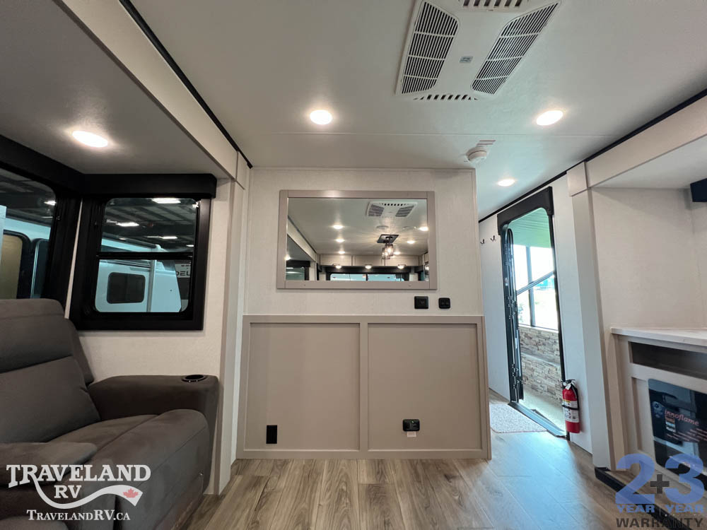 2026 Jayco Jay Feather 27MK - Image 4