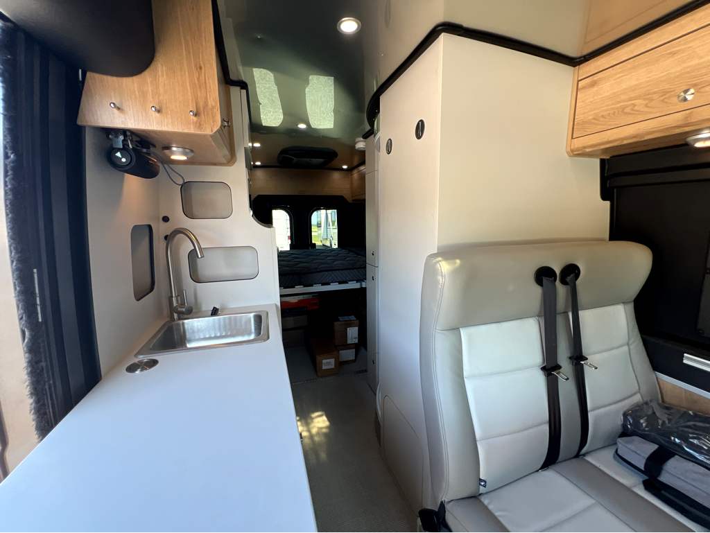 2026 AIRSTREAM RANGELINE POPTOP - Image 5
