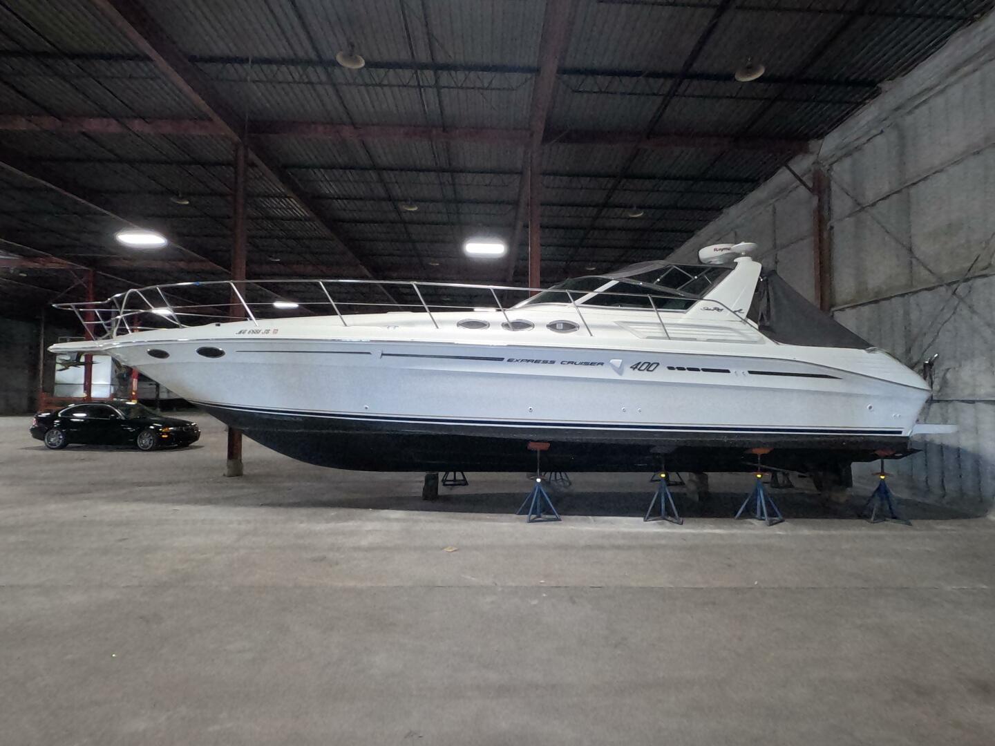 1995 Sea Ray 400 Express - Image 12