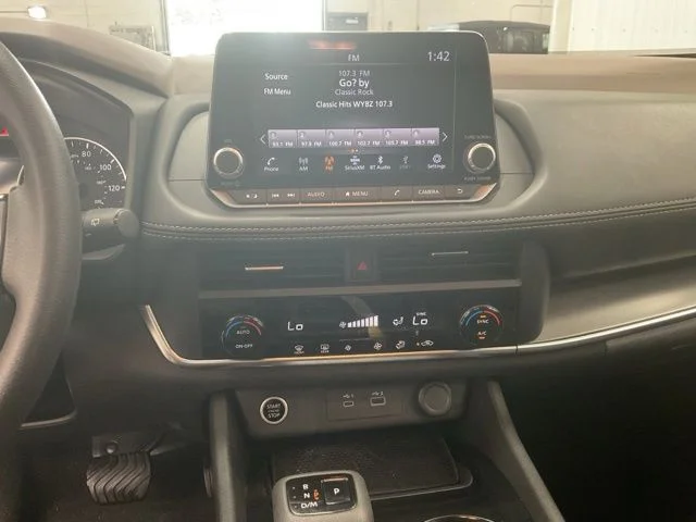 2023 Nissan Rogue Utility 4D SV AWD - Image 16