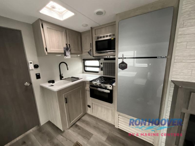 2026 COACHMEN 333DORM - Image 11