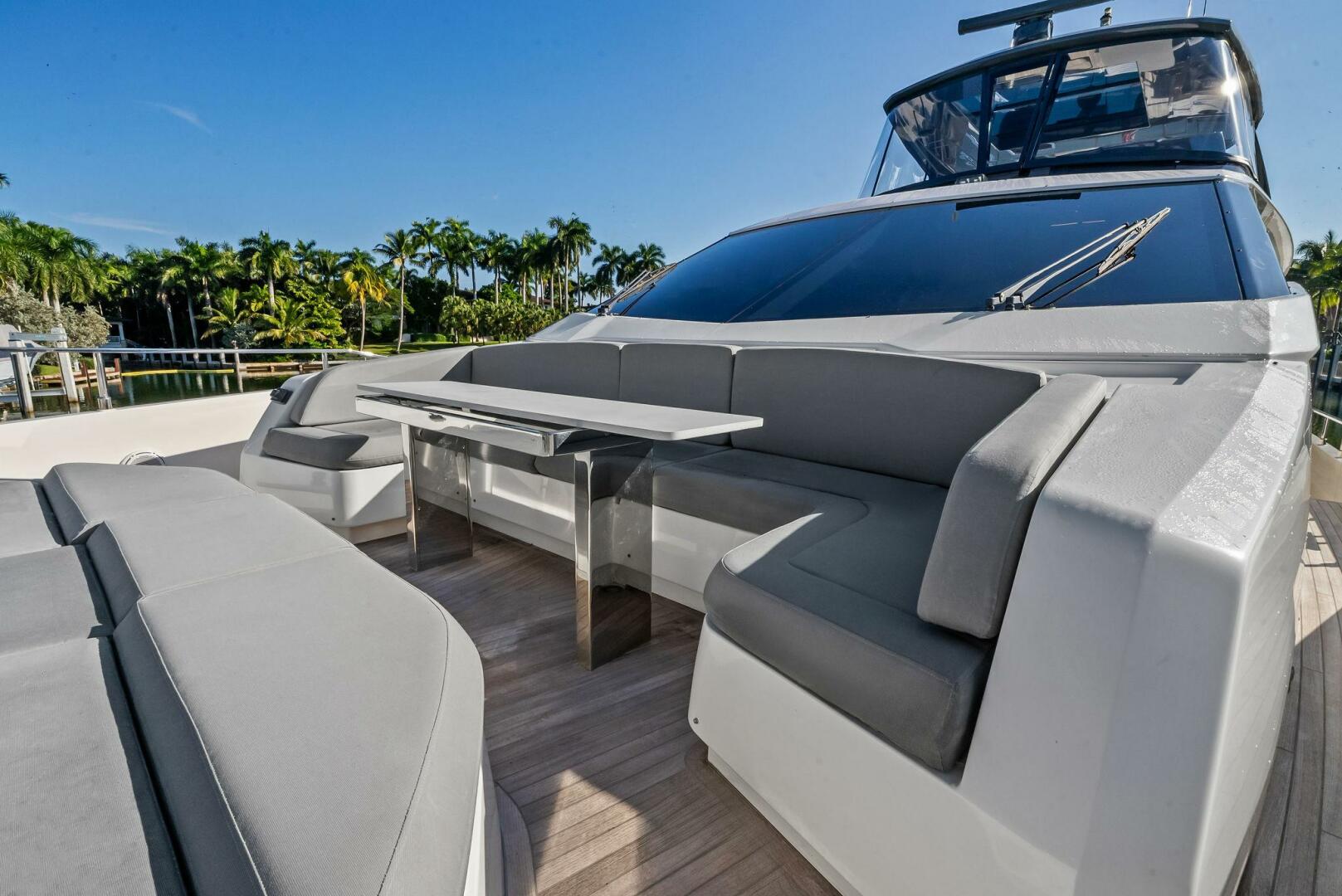 2019 Ferretti Yachts Ferretti Yachts Ferretti 780 Base - Image 13