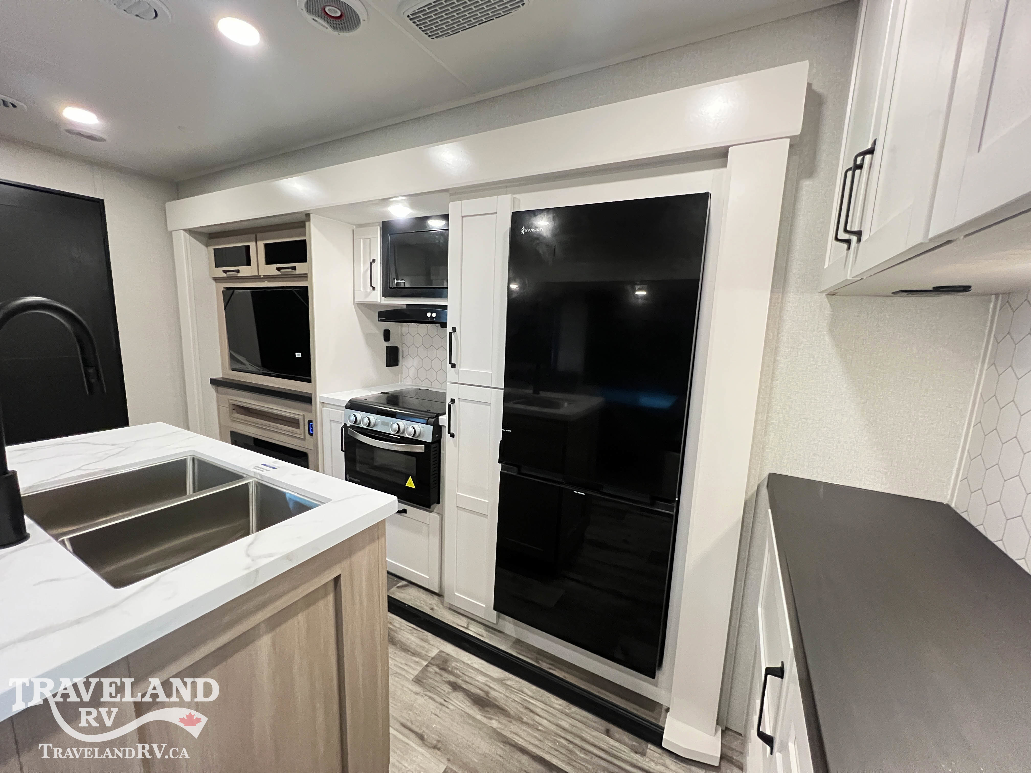 2026 Highland Ridge Roamer Light Duty 31TBTS - Image 11