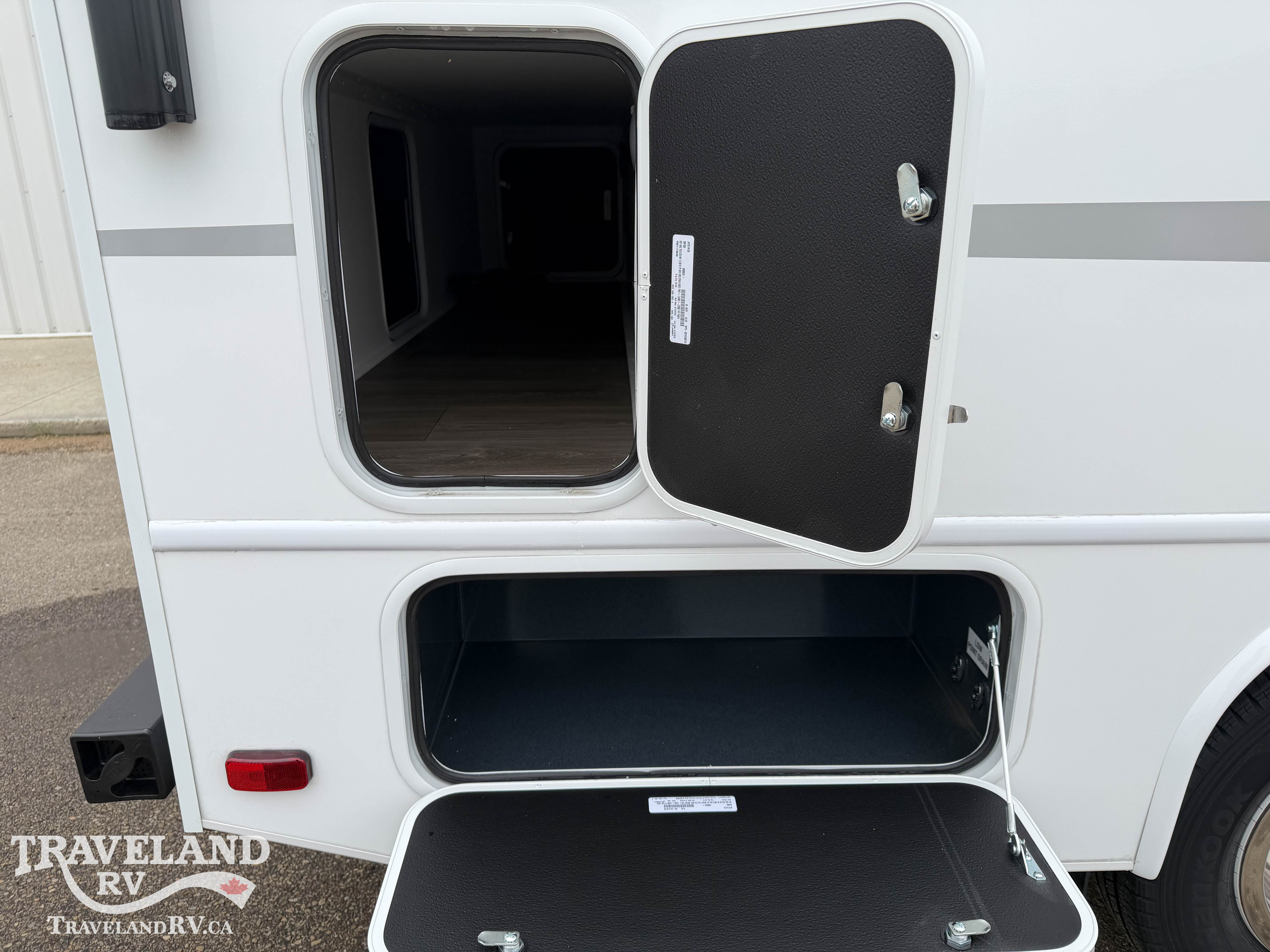 2027 Entegra Coach Odyssey SE 20LF - Image 10