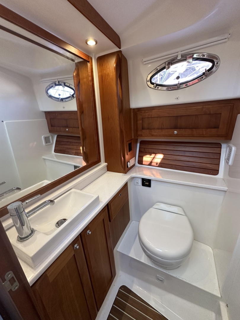 2018 Back Cove 32 Base - Image 36