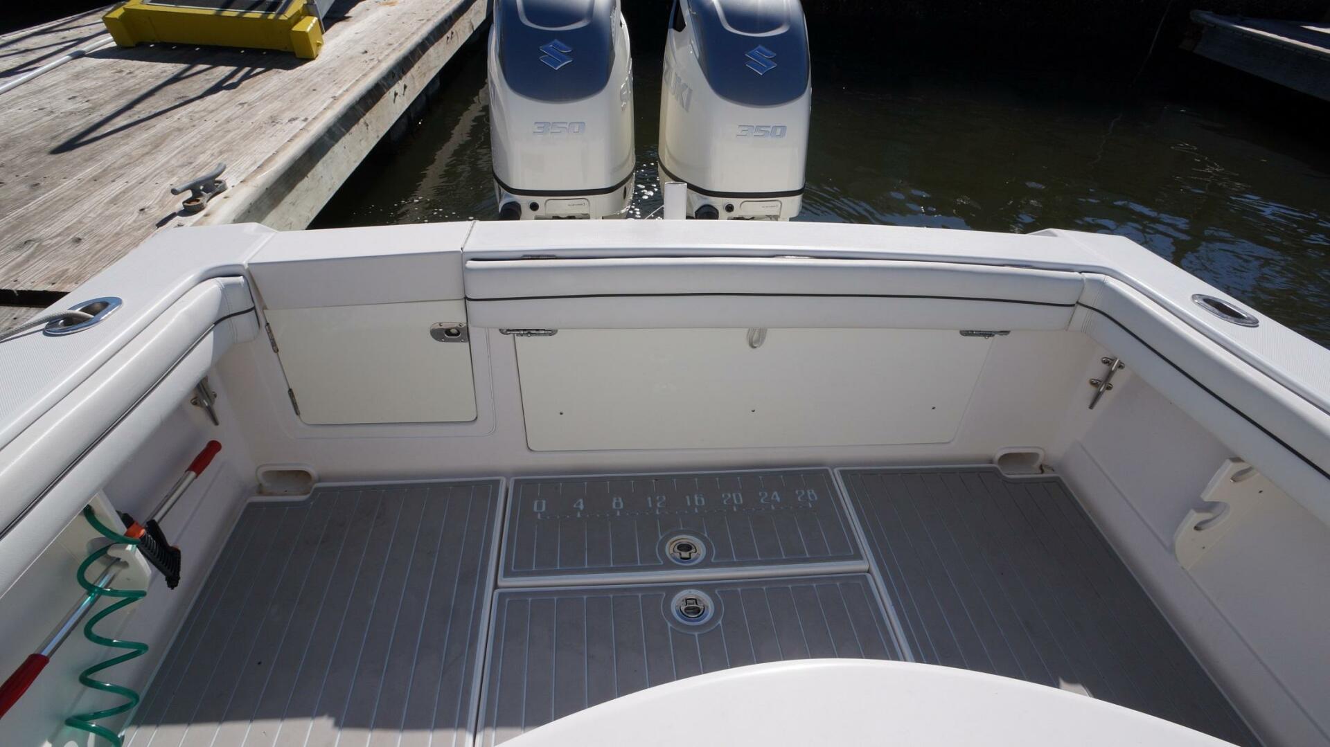 2015 Jupiter 30 FS - Image 14