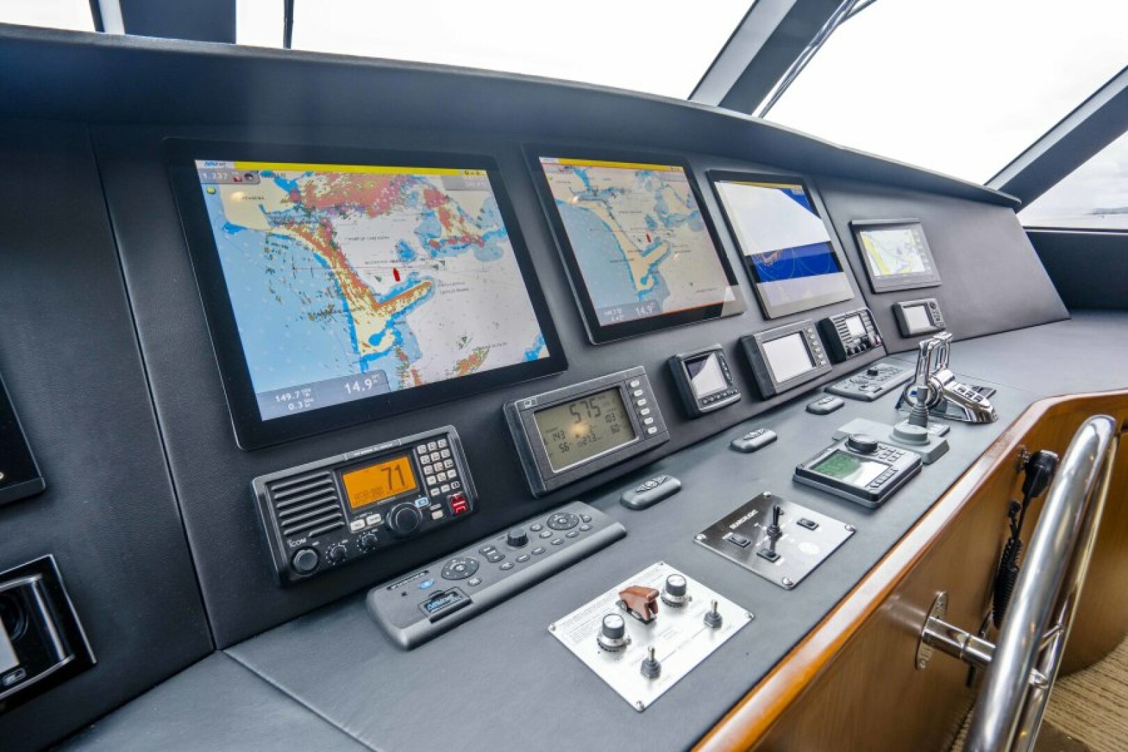 2011 Viking 70 Enclosed Bridge - Image 20
