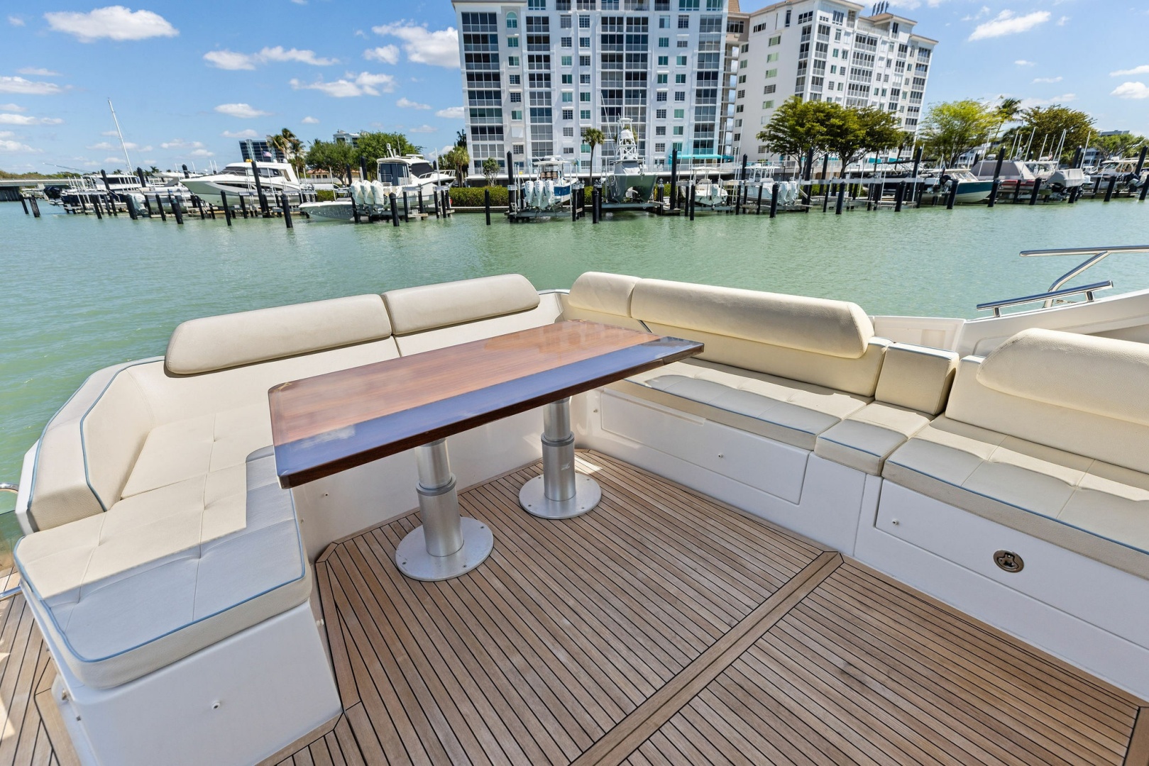 2015 Azimut 55S - Image 28