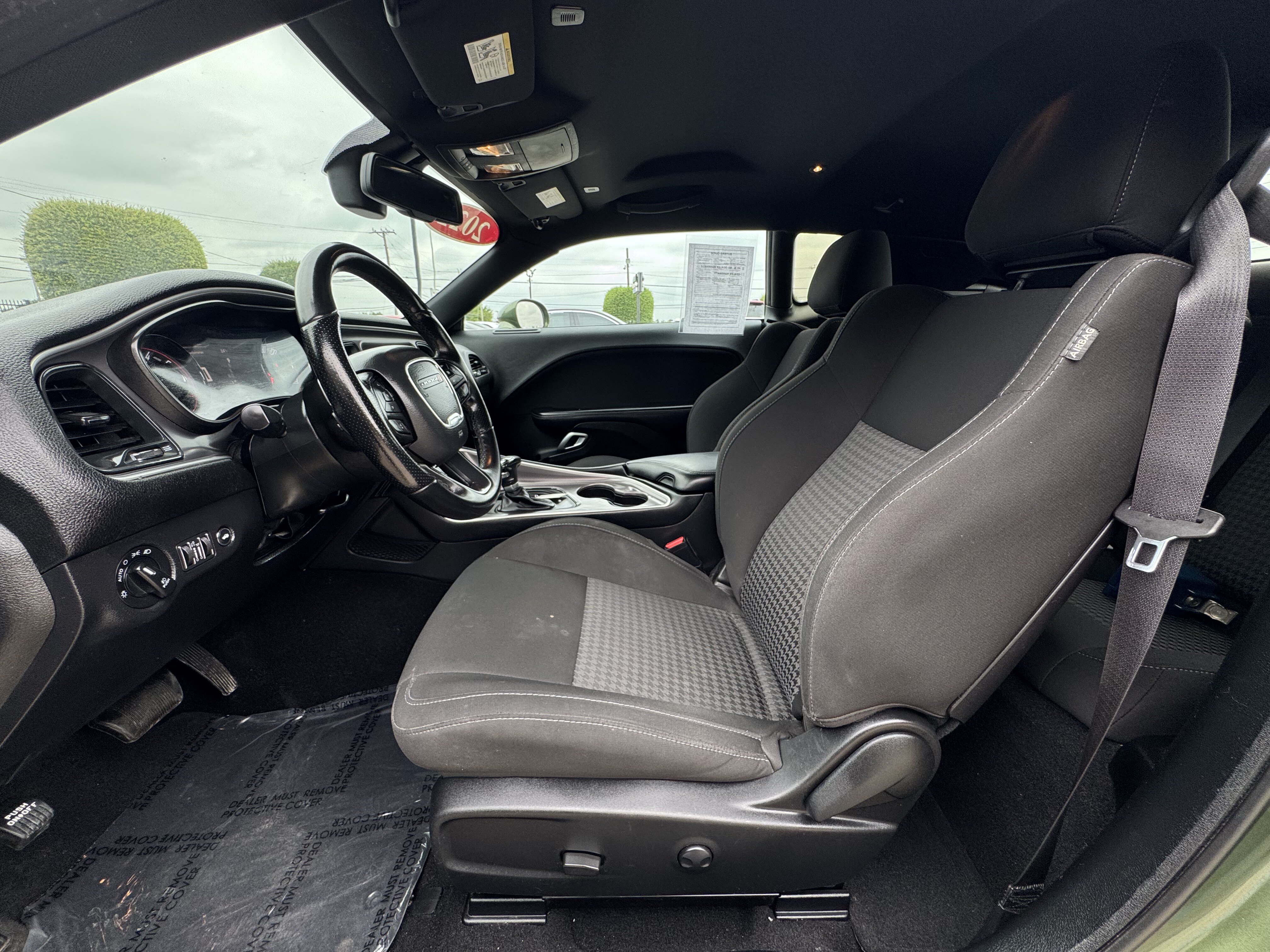 2022 Dodge CHALLENGER Coupe 2D GT - Image 25