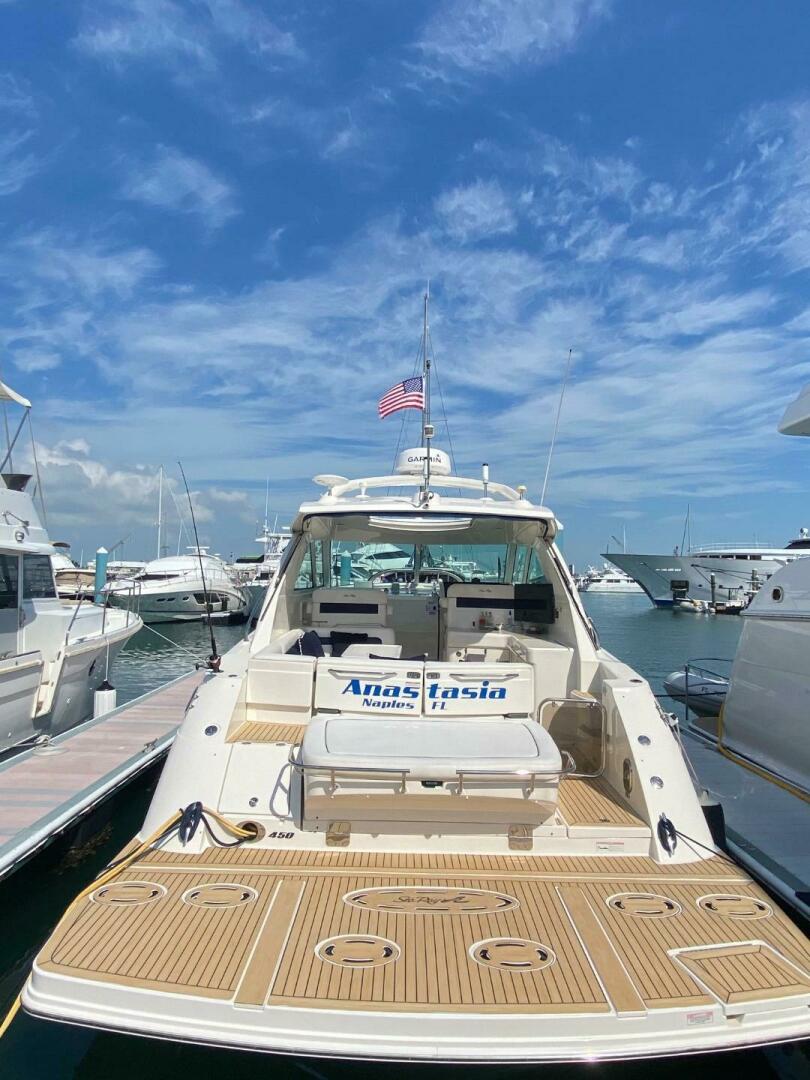 2010 Sea Ray 450 Sundancer - Image 4