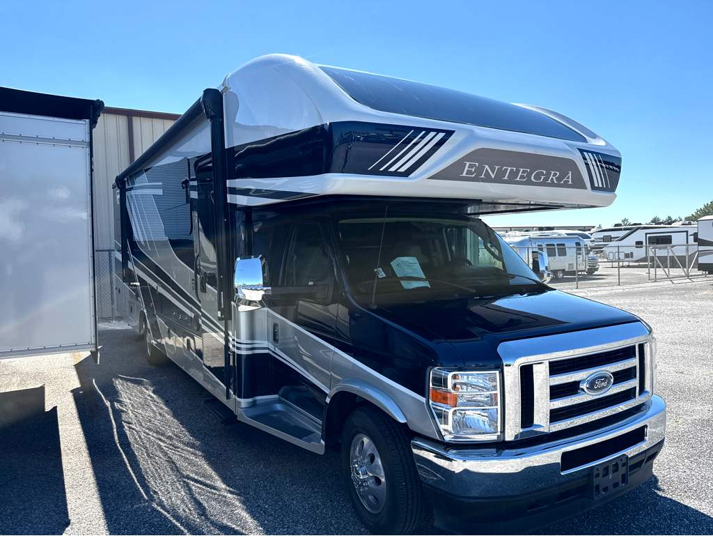 2025 ENTEGRA COACH ESTEEM 31F - Image 1