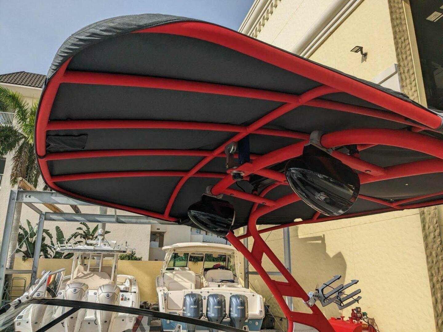 2020 Yamaha Boats 242X Base - Image 9