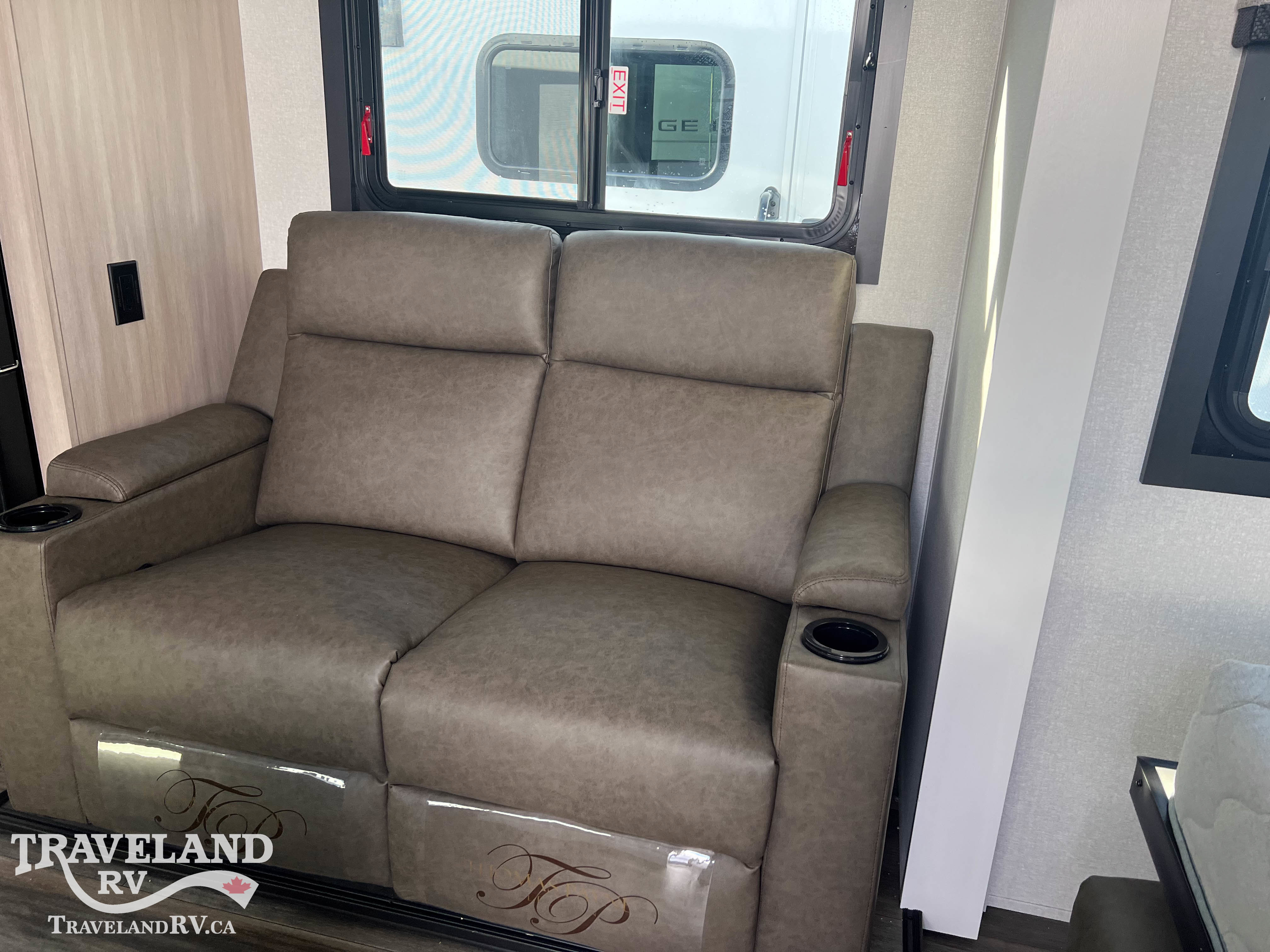 2026 Highland Ridge Range Lite 211RKM - Image 10