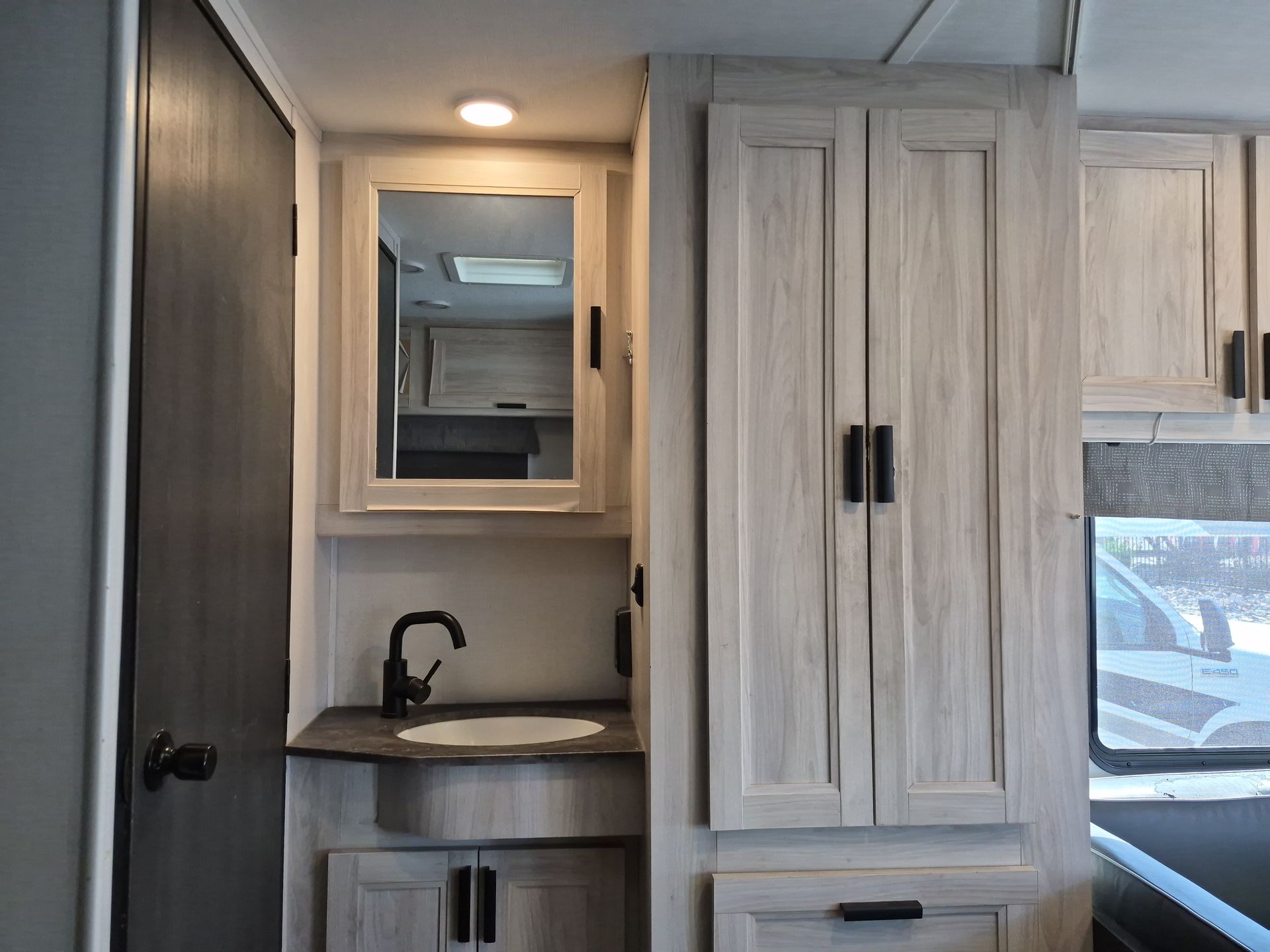 2023 Forest River Sunseeker LE 2350LE - Image 15