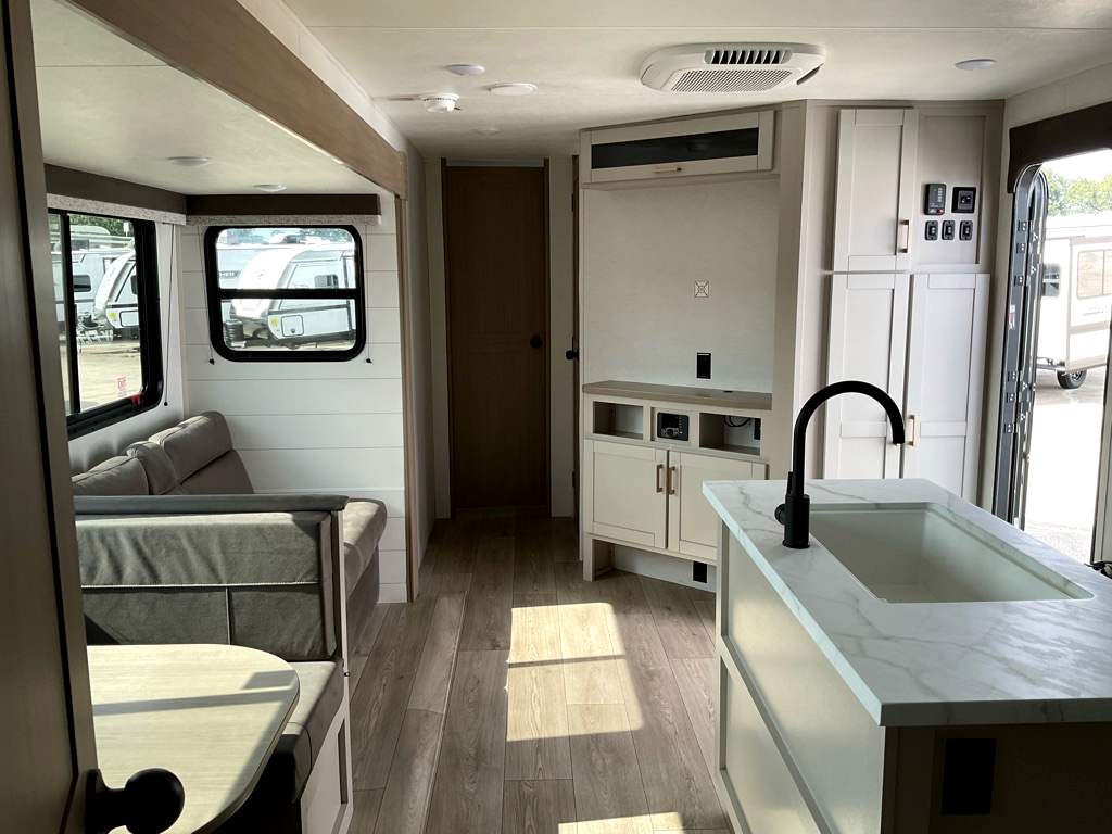 2027 JAYCO Jay Flight 333BTS - Image 7