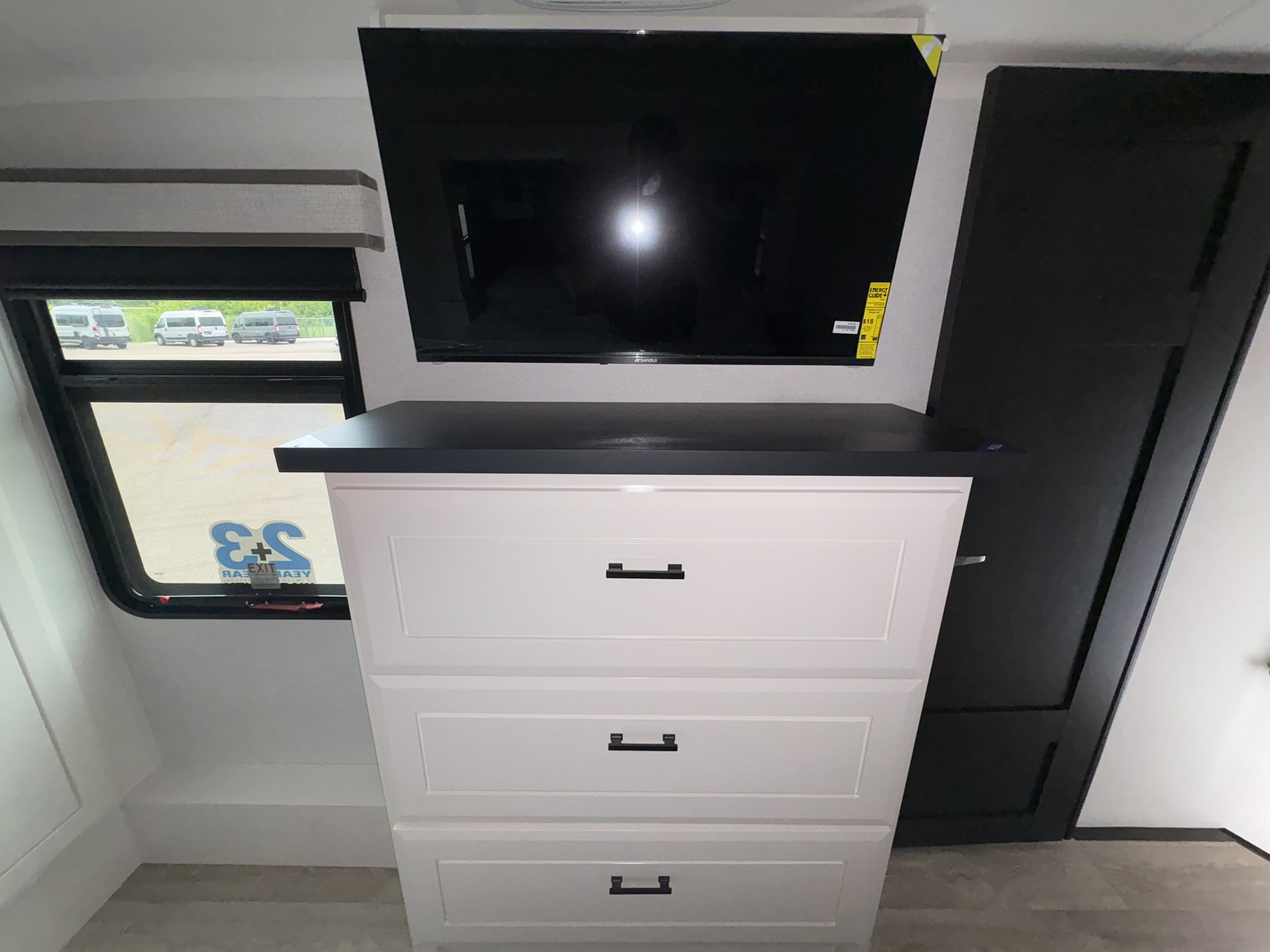 2027 JAYCO PINNACLE 32RLTS - Image 43