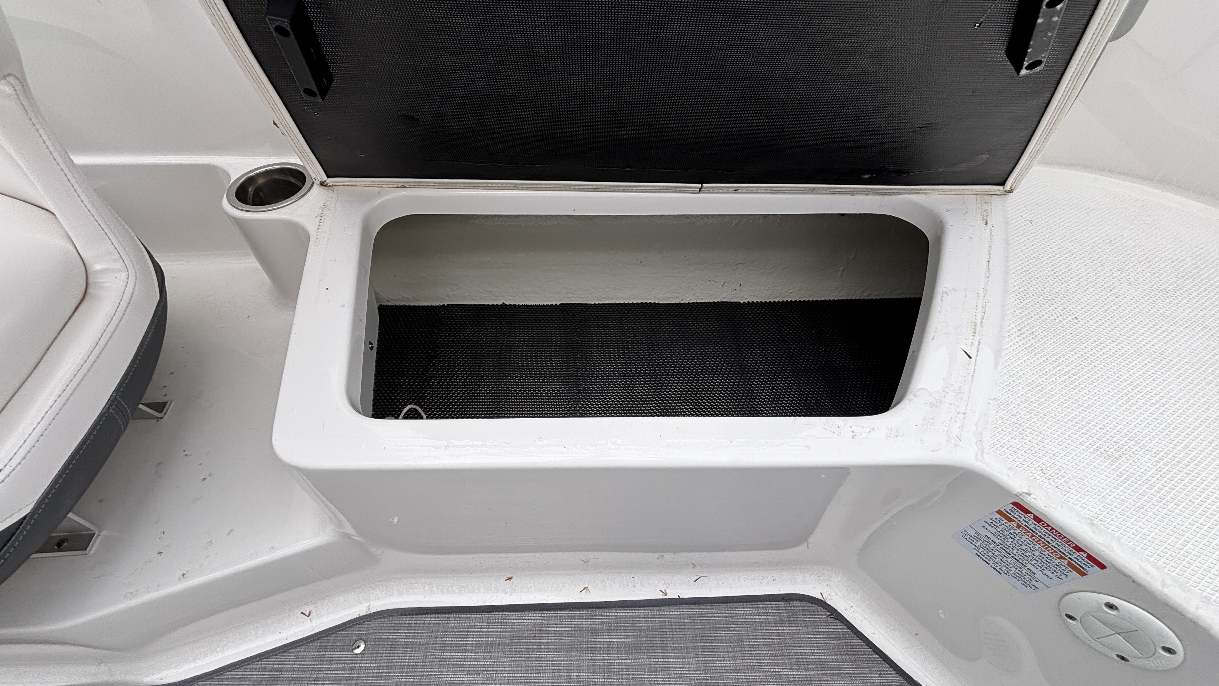 2021 Chaparral 23 SSi - Image 22