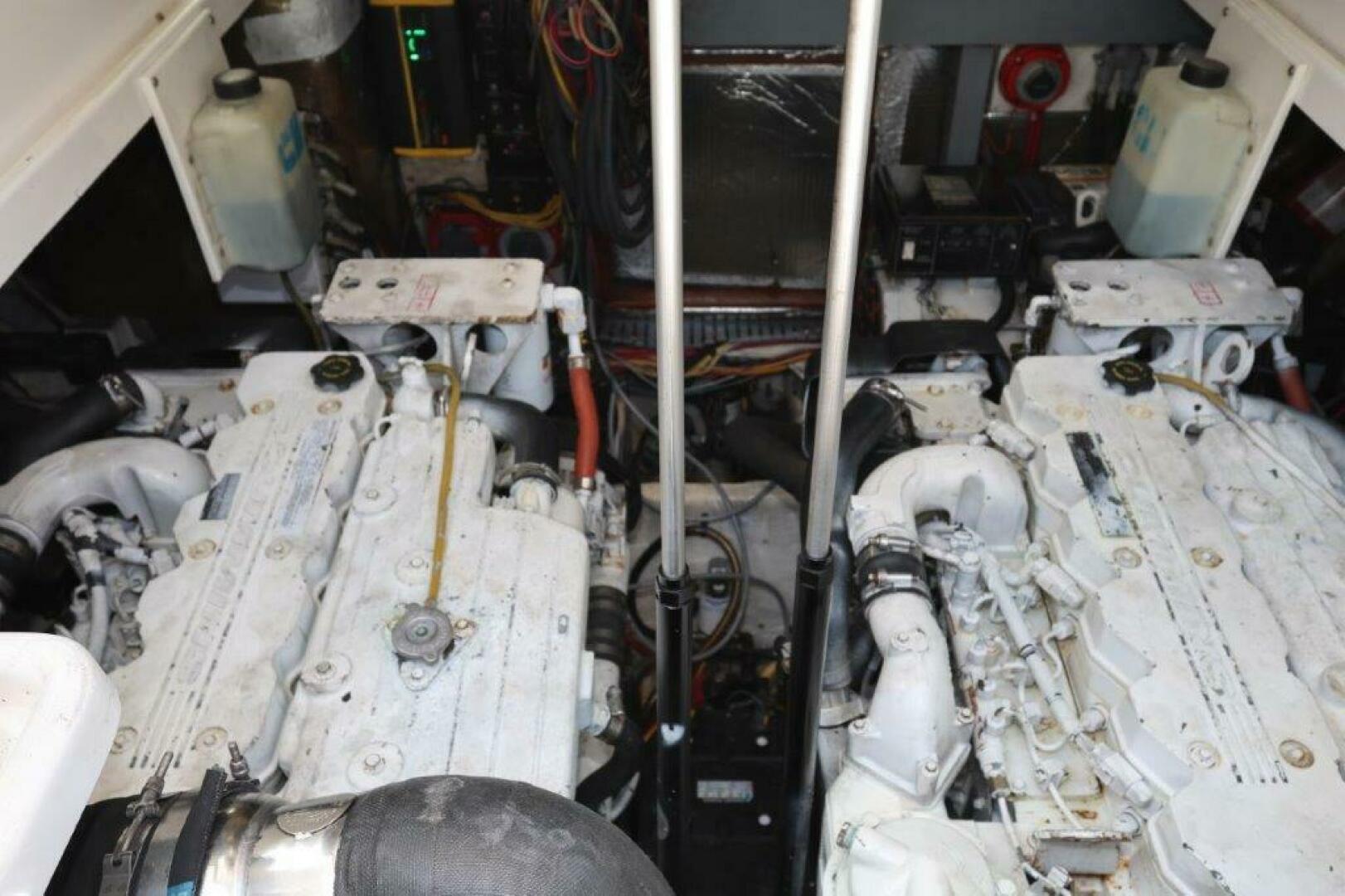 2007 Luhrs 32 Open - Image 7