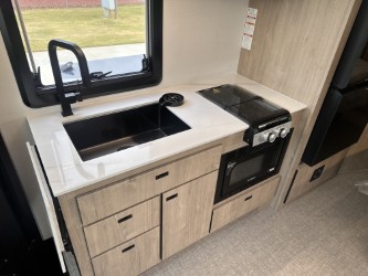 2027 Grand Design Lineage Series M 25FW - Image 22