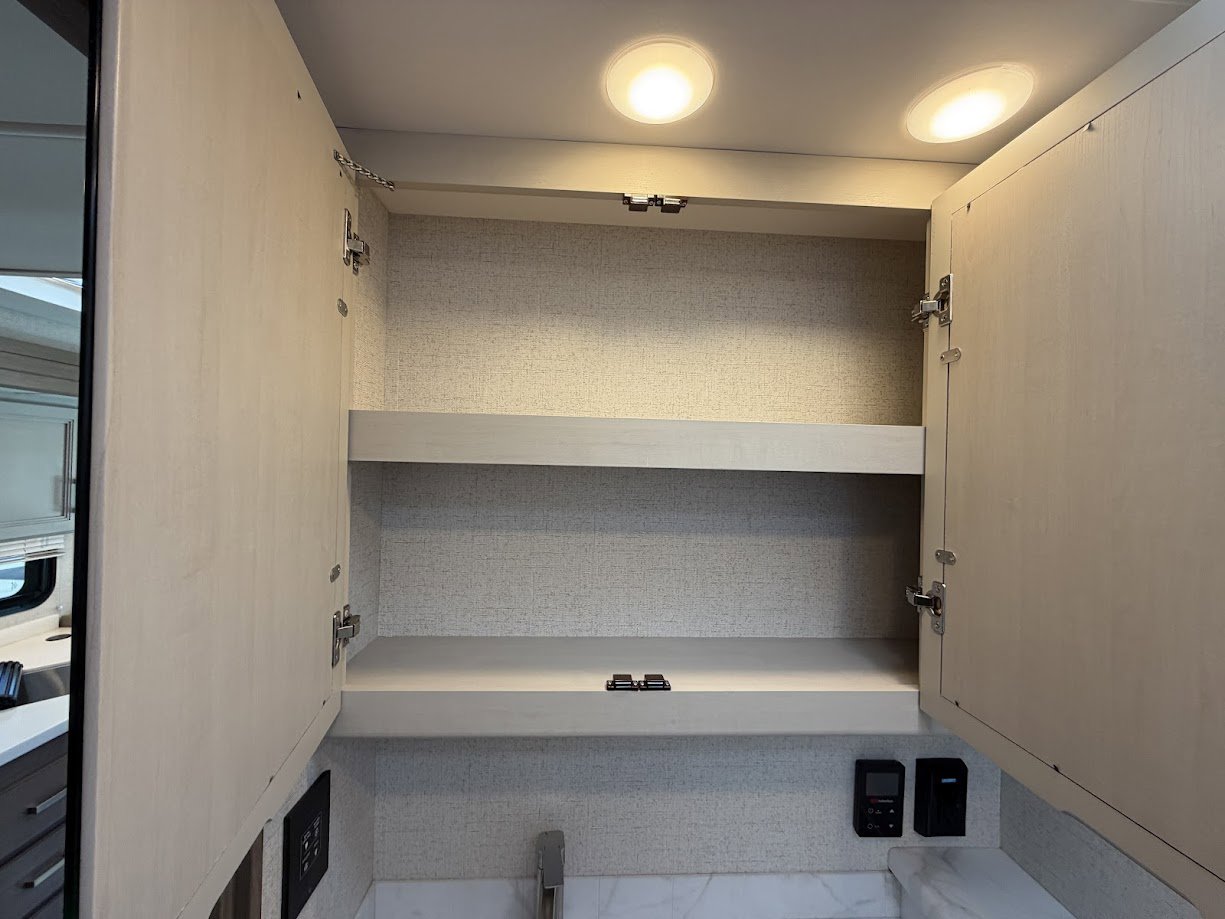 2026 THOR MOTOR COACH PALAZZO 33.5 - Image 34