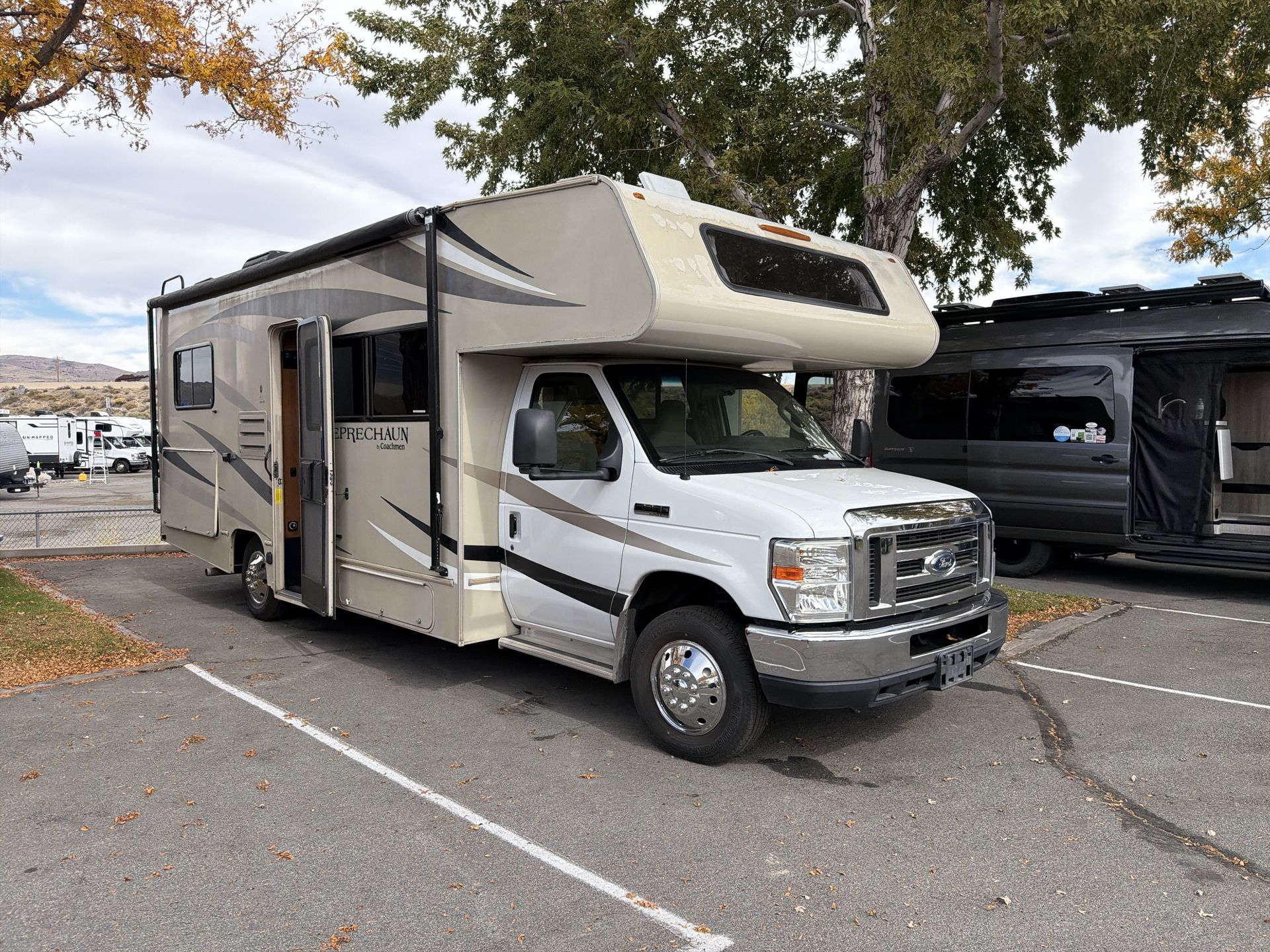 2019 Coachmen Leprechaun 230CB - Image 1
