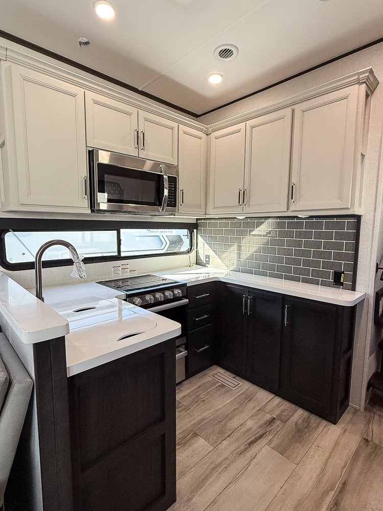 2026 KEYSTONE 380LT - Image 37