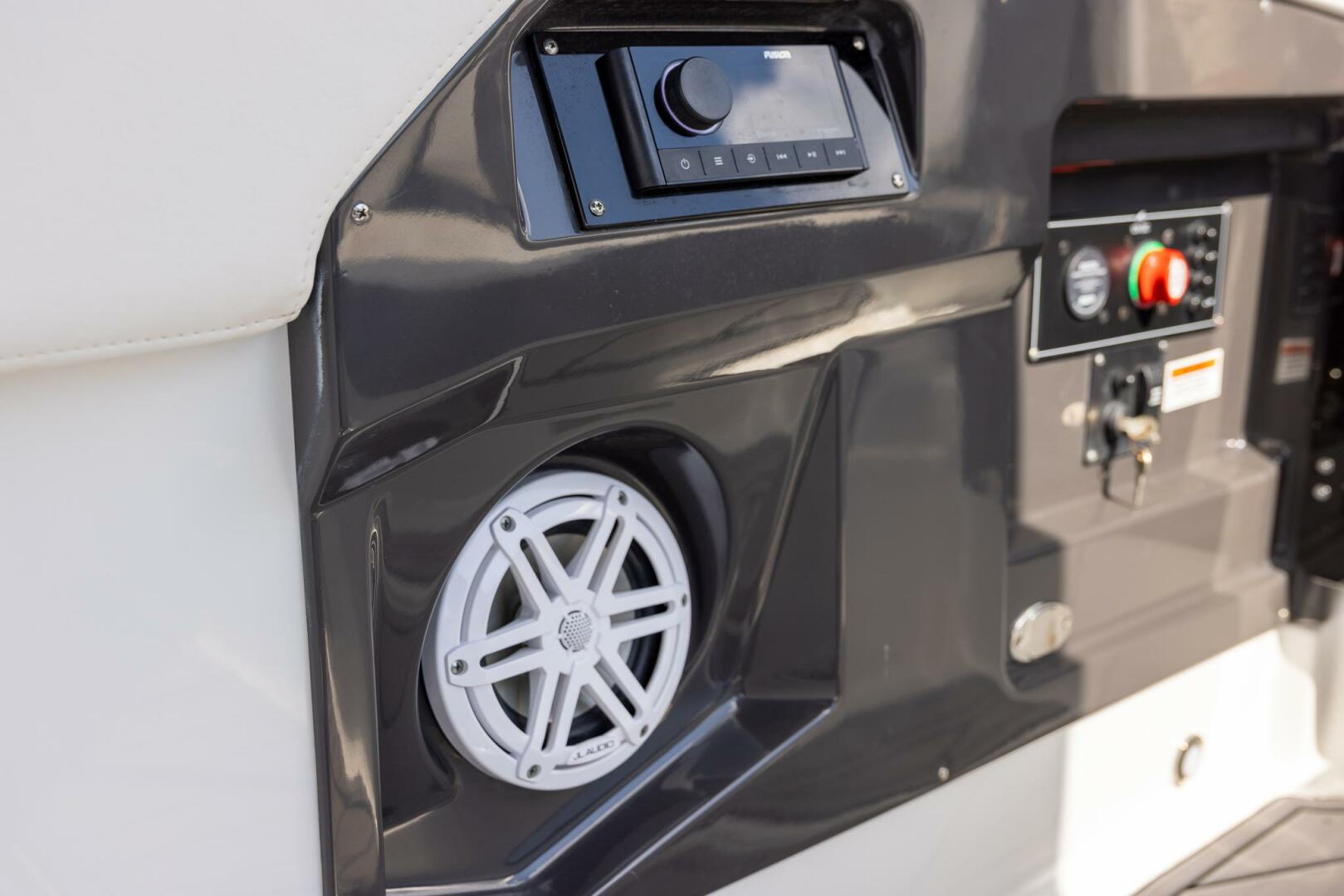 2023 Monterey 255SS Super Sport - Image 31
