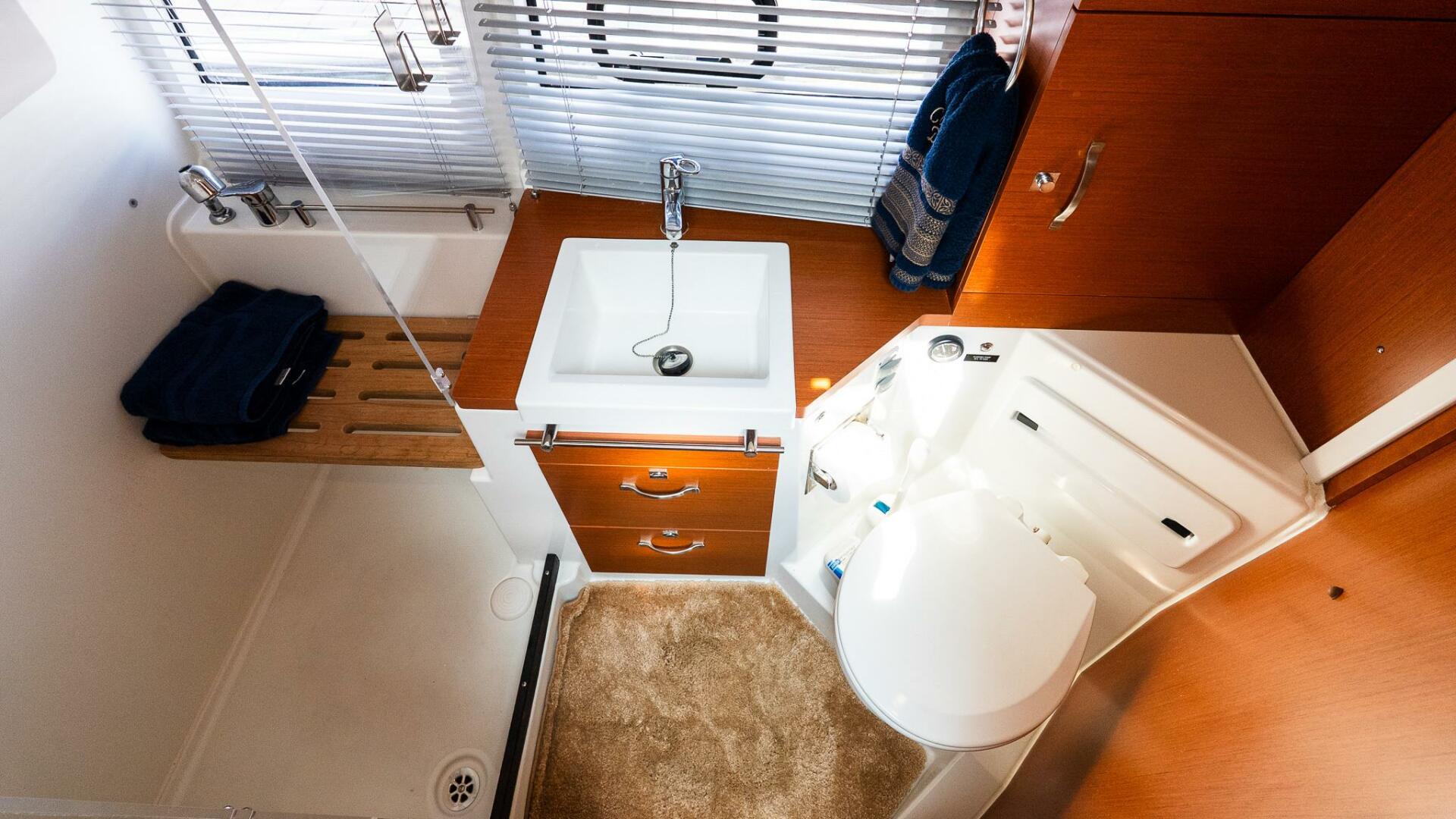 2018 Jeanneau NC 11 - Image 40