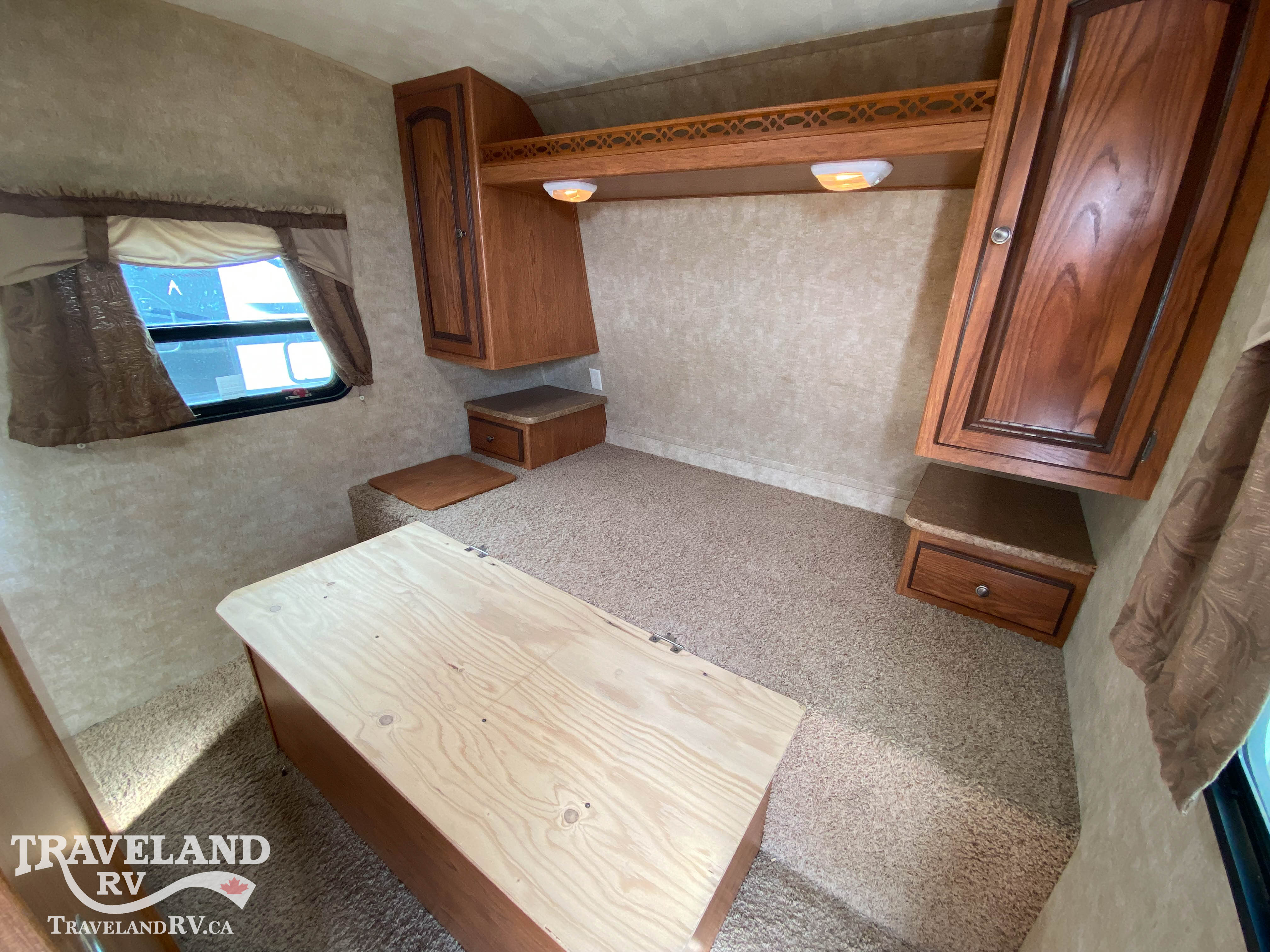 2012 FOREST RIVER PALOMINO SABRE 310BHOH - Image 19
