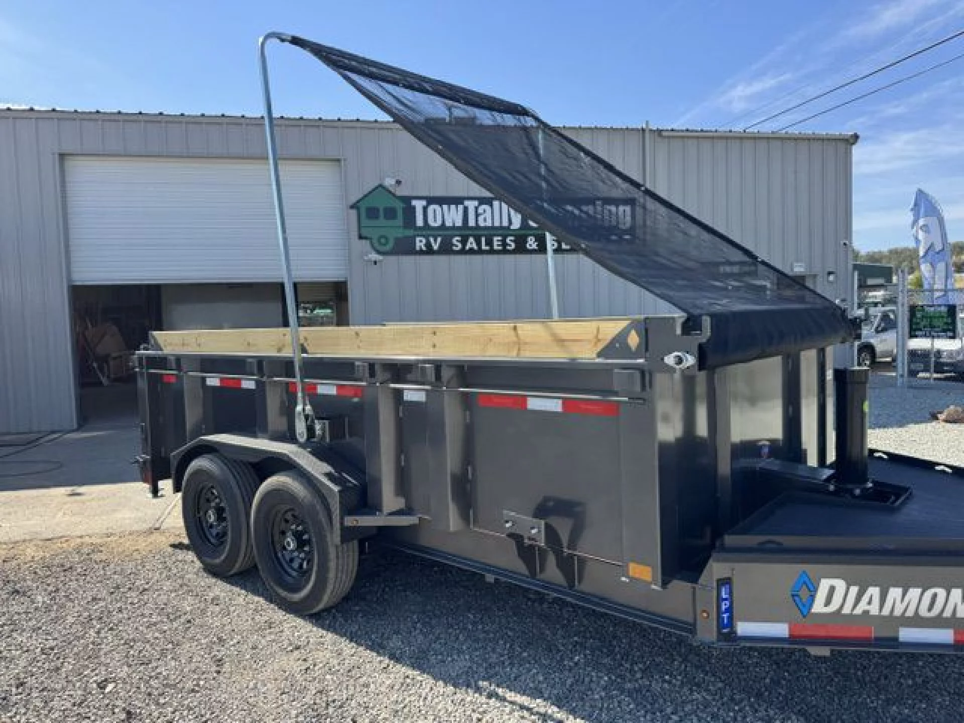 2027 DIAMOND C TRAILERS DIAMOND C LPT 207 HEAVY DUTY 14X82 32 SIDES PACESETTER - Image 11