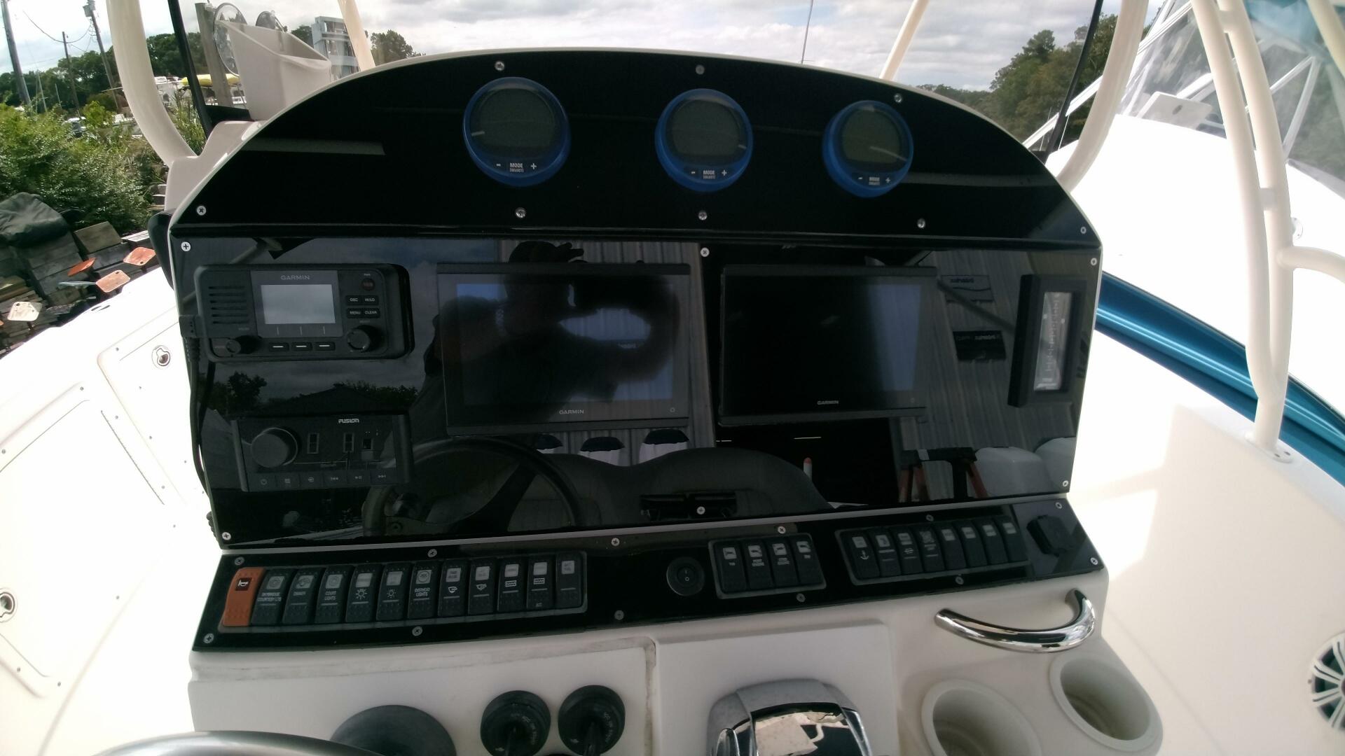 2006 Wellcraft 352 Sport - Image 6