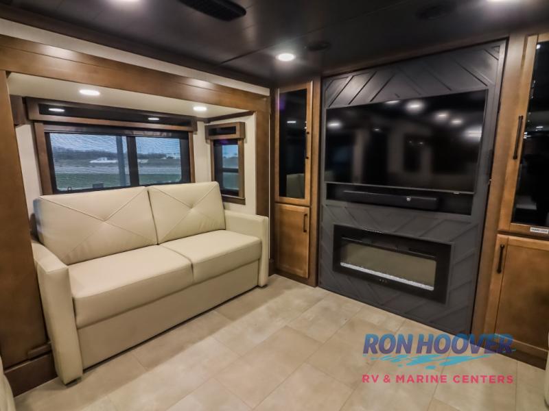 2026 FOREST RIVER 425FO - Image 23