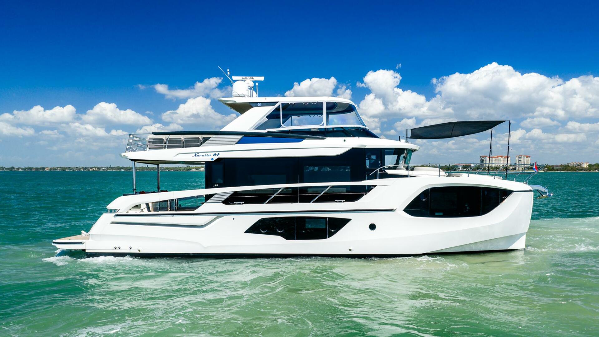 2022 Absolute Navetta 64 - Image 4