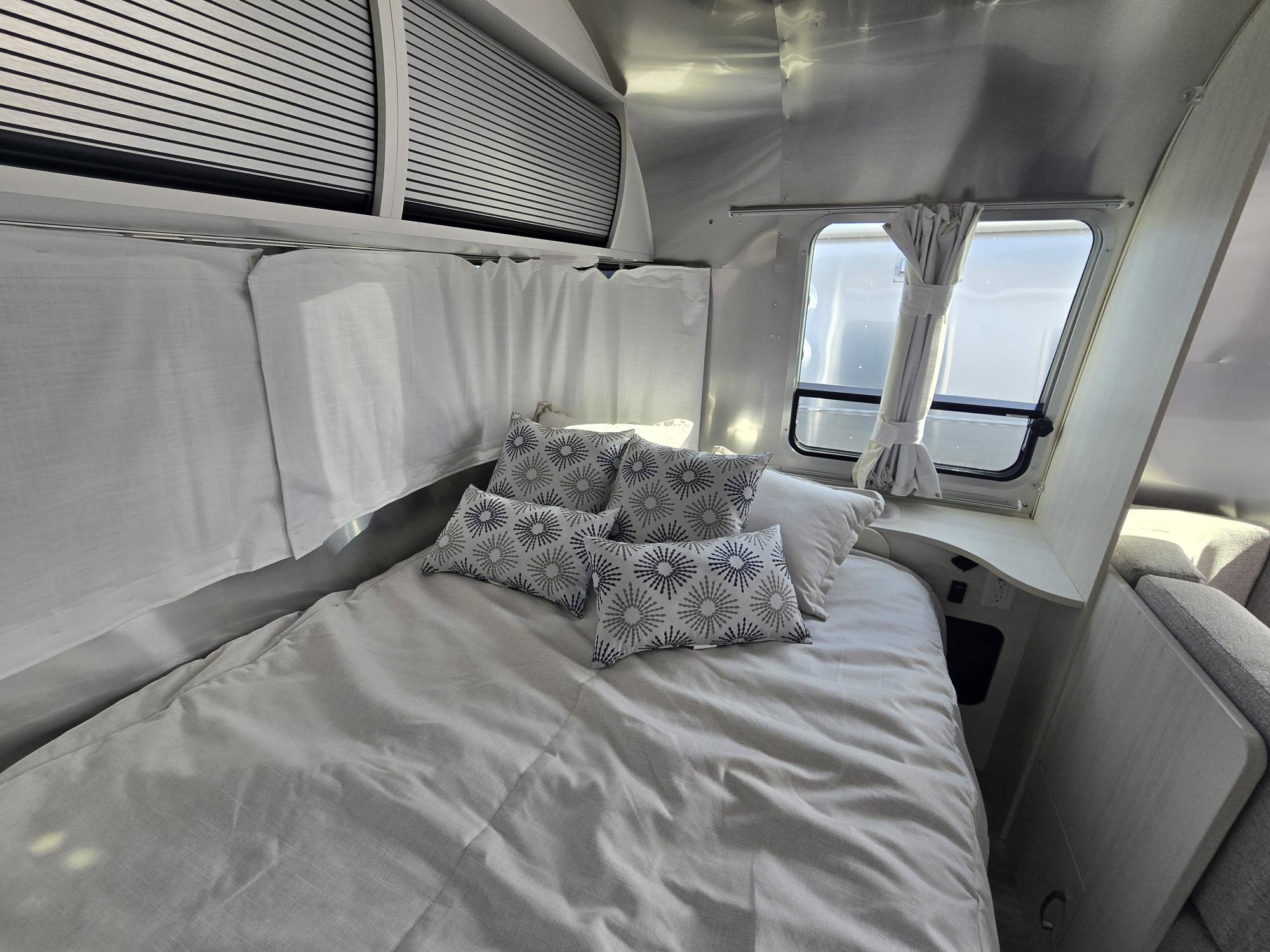 2026 AIRSTREAM BAMBI 22FB - Image 22