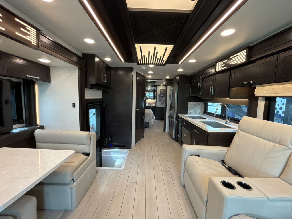 2026 ENTEGRA COACH CENTURION 39N - Image 8