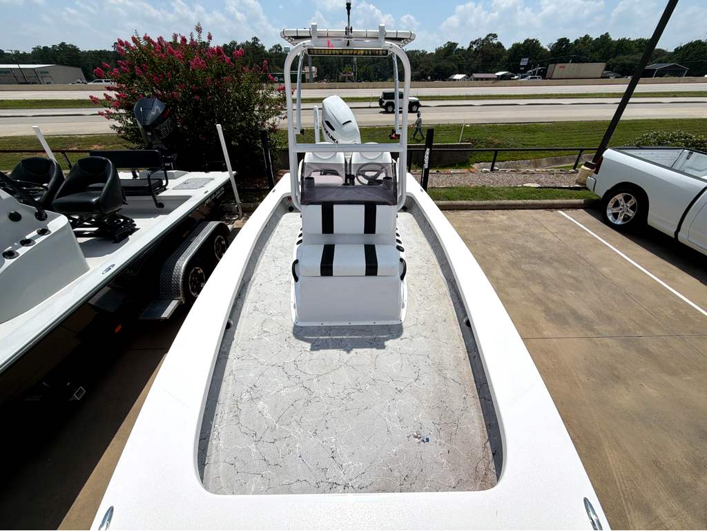 2026 Majek 22 Xtreme - Image 8