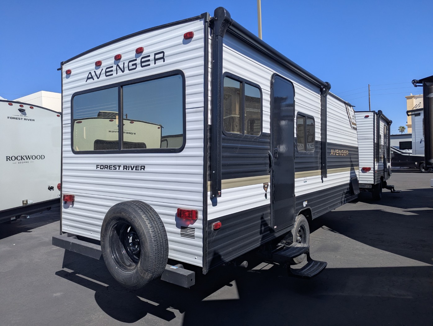 2027 Forest River Avenger LT 17RDX - Image 5