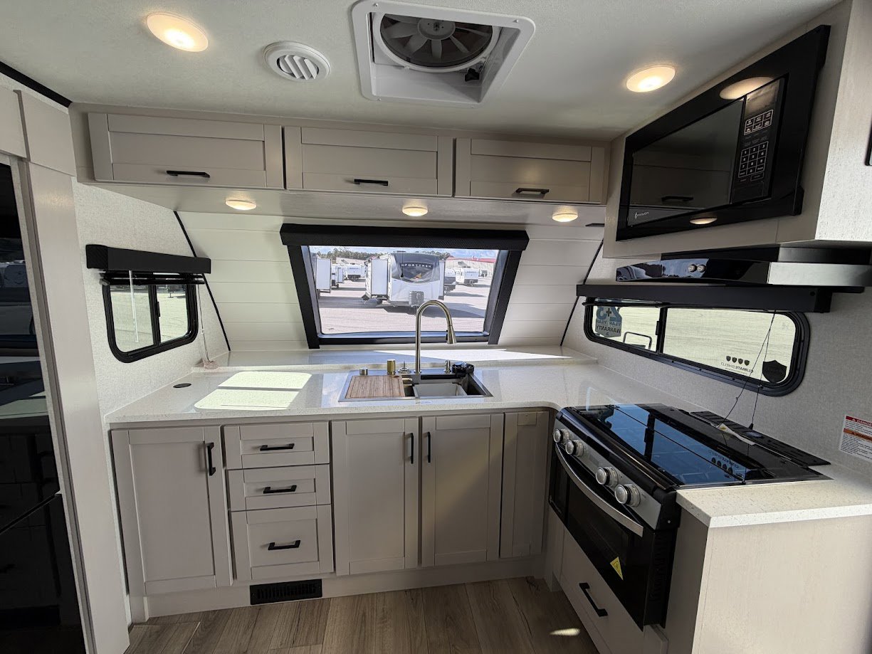 2026 JAYCO JAY FEATHER 24FK - Image 8