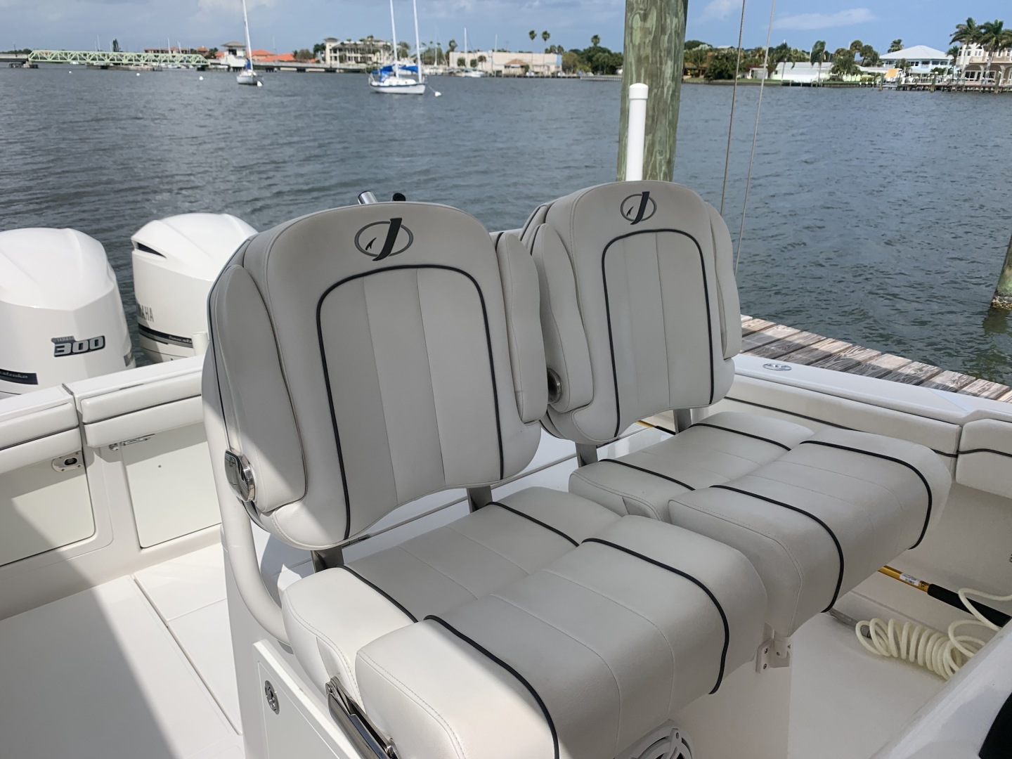 2018 Jupiter 30 HFS - Image 22