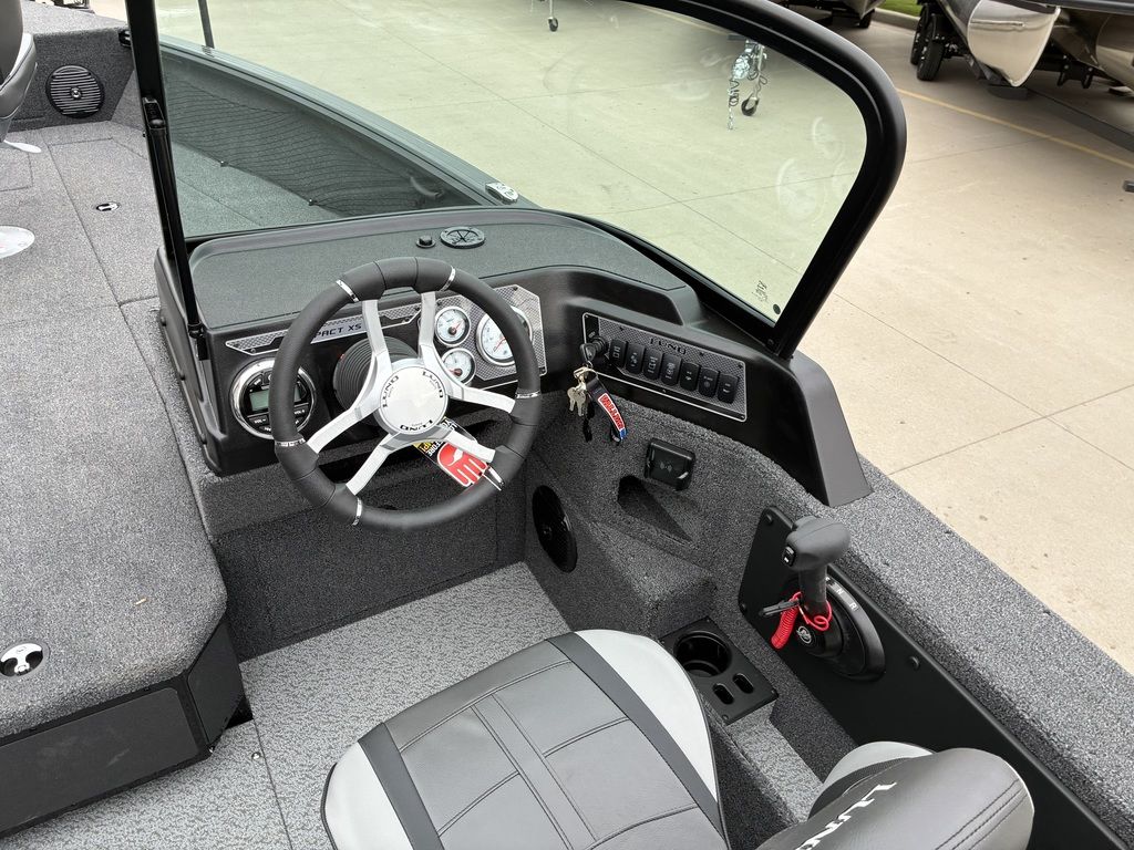 2026 Lund 2075 Impact XS Sport - Image 20