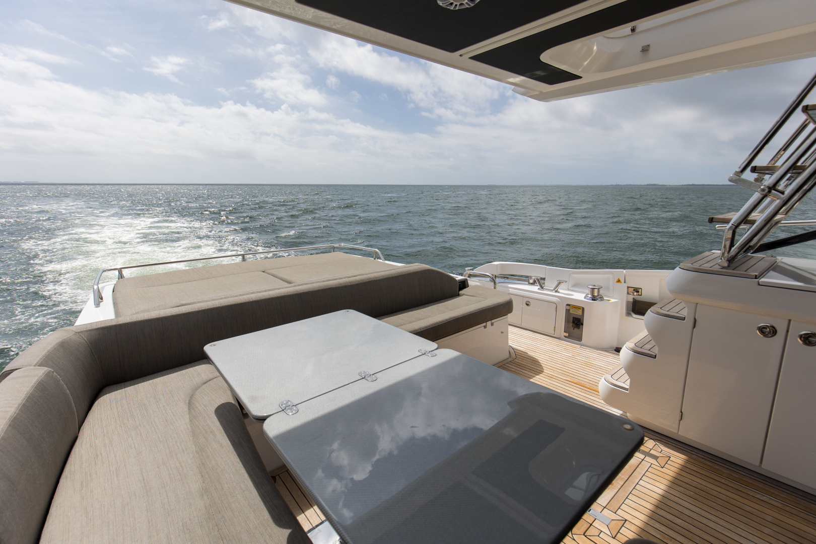 2020 Azimut S6 Sportfly - Image 17
