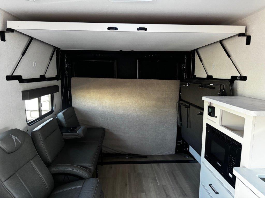 2026 Grand Design Momentum MAV 27MAV - Image 12