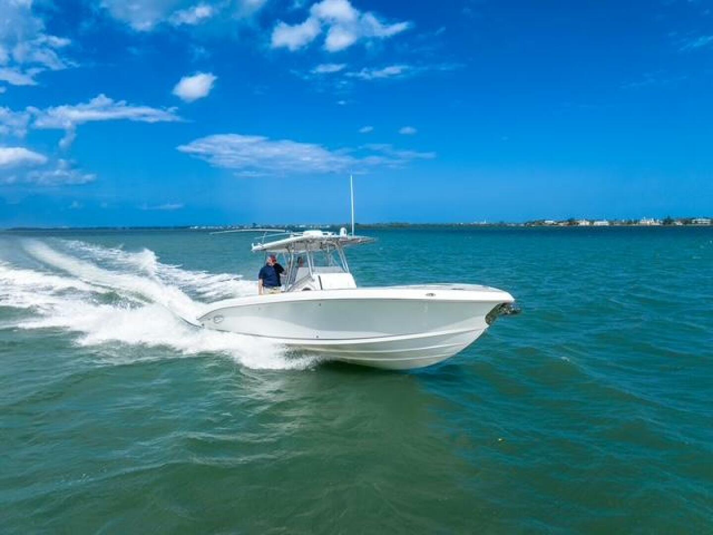 2007 Spectre 37 Center Console - Image 4