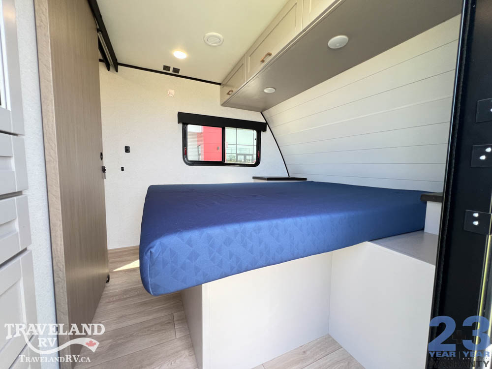 2027 Jayco Jay Feather 23RK - Image 23