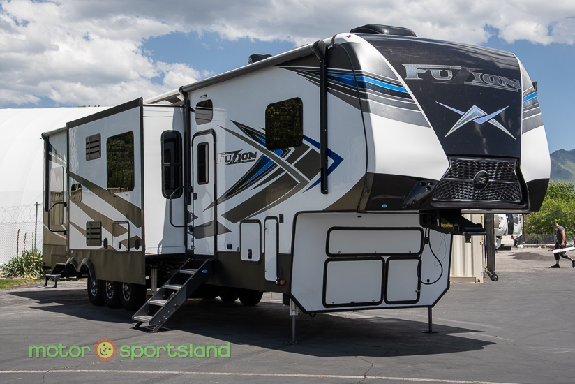 2020 Keystone Fuzion 430