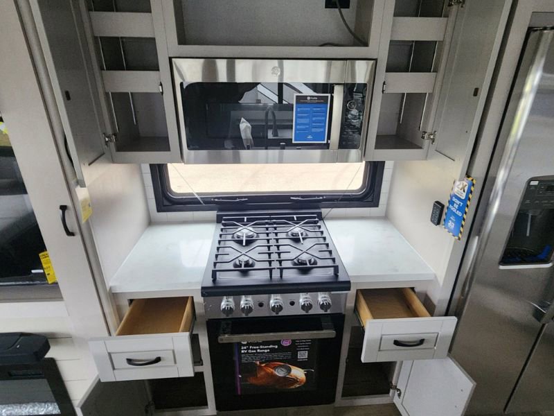 2026 JAYCO NORTH POINT 310RLTS - Image 11
