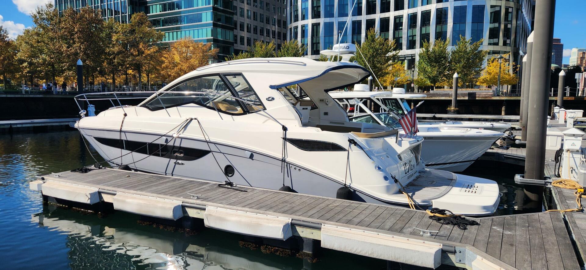 2019 Sea Ray Coupe - Image 2